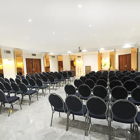 فندق وسبا سبلينديد 4*